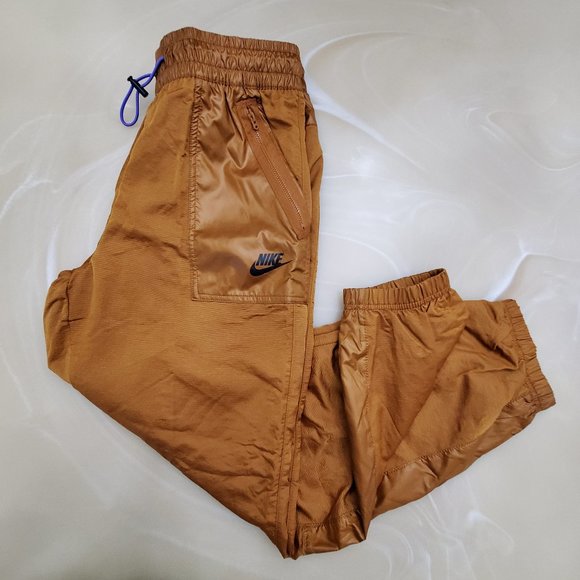 Nike Sportswear Women's Cargo Pants - Picture 5 of 8